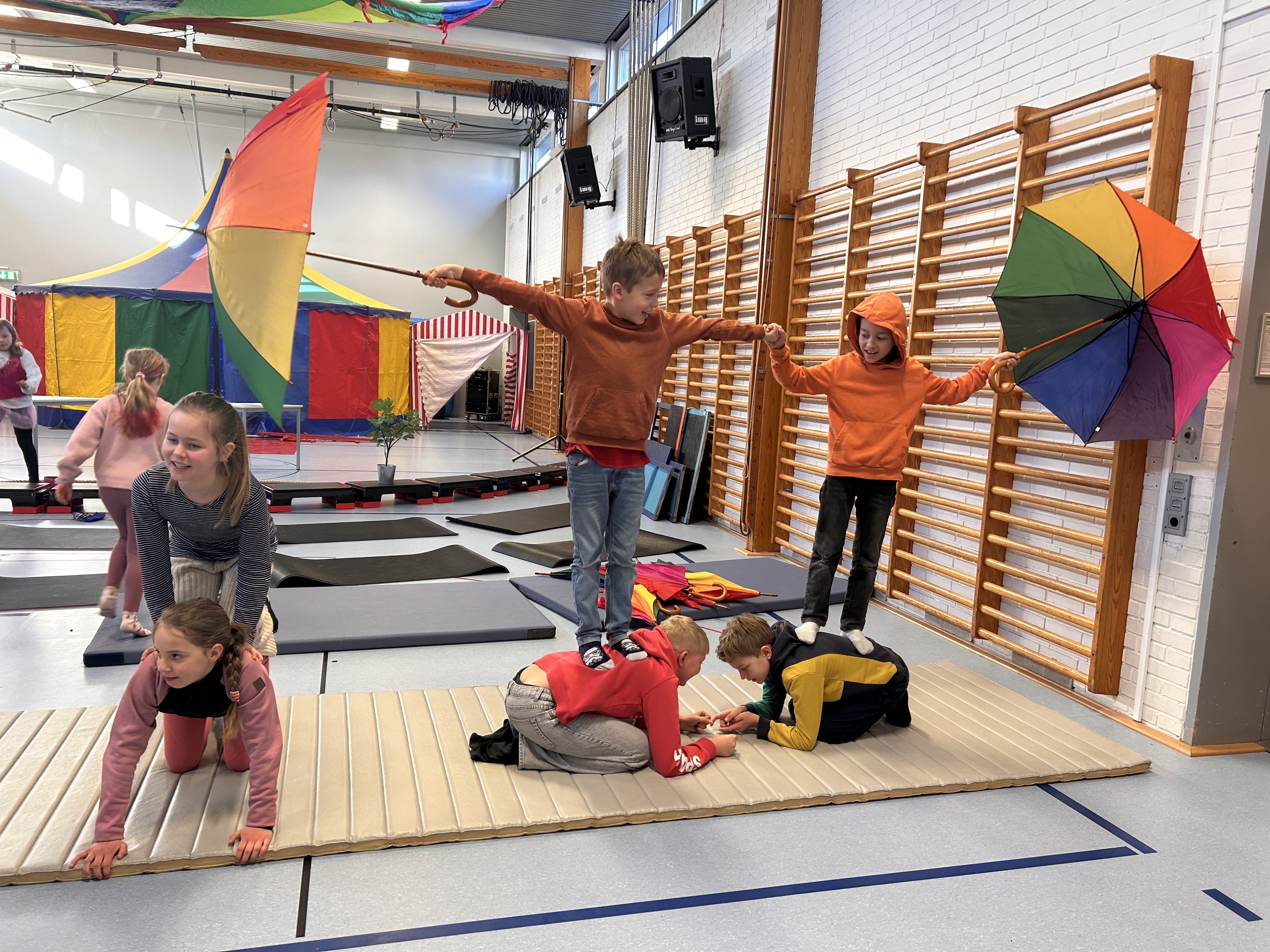 Stur, stur nummer i magisk Jøby-cirkus