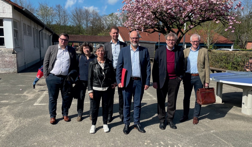 Godt 100.000 kroner til at pleje danske kontakter