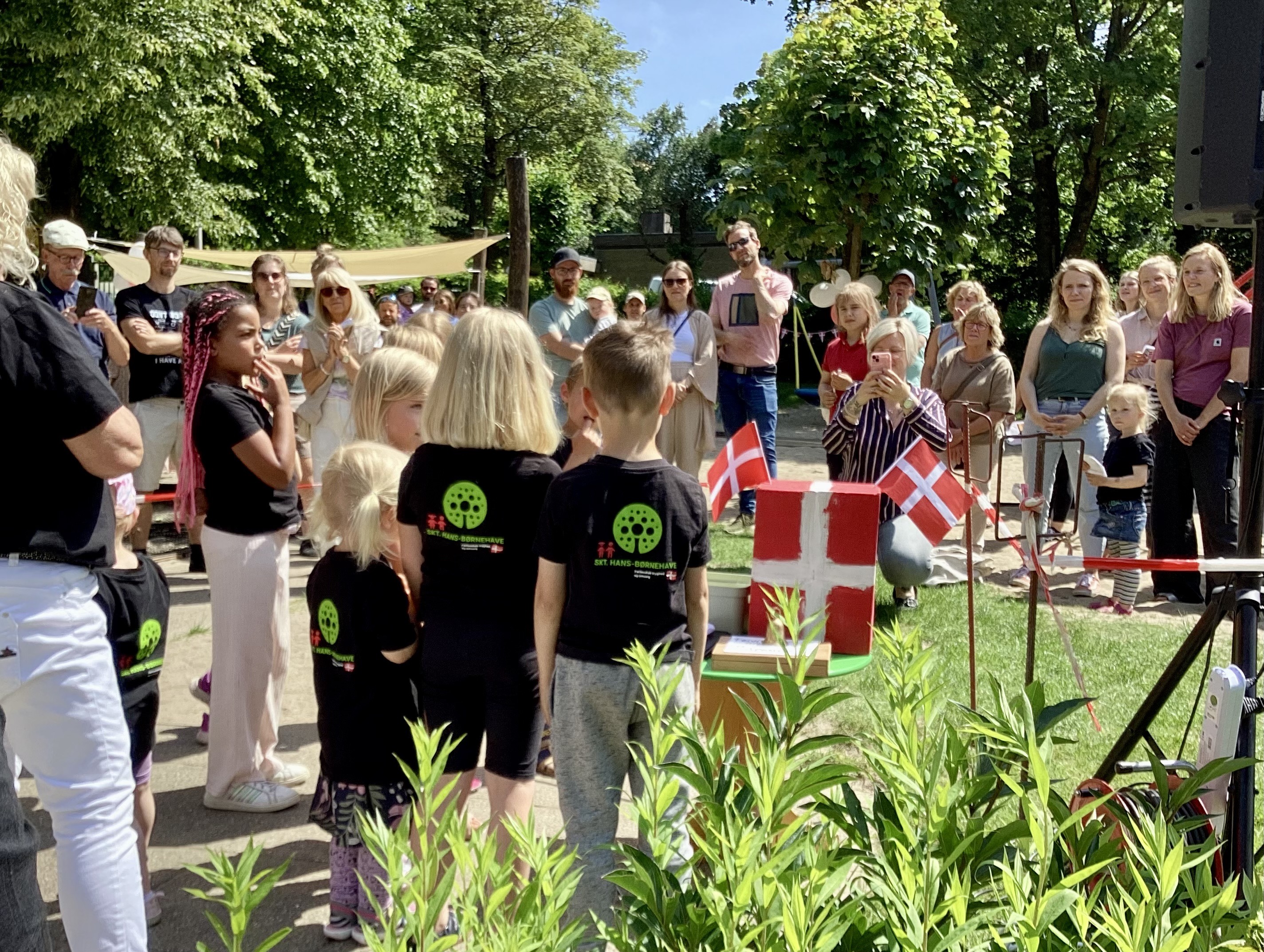 Fødselsdag fejret med fest og nyt flag