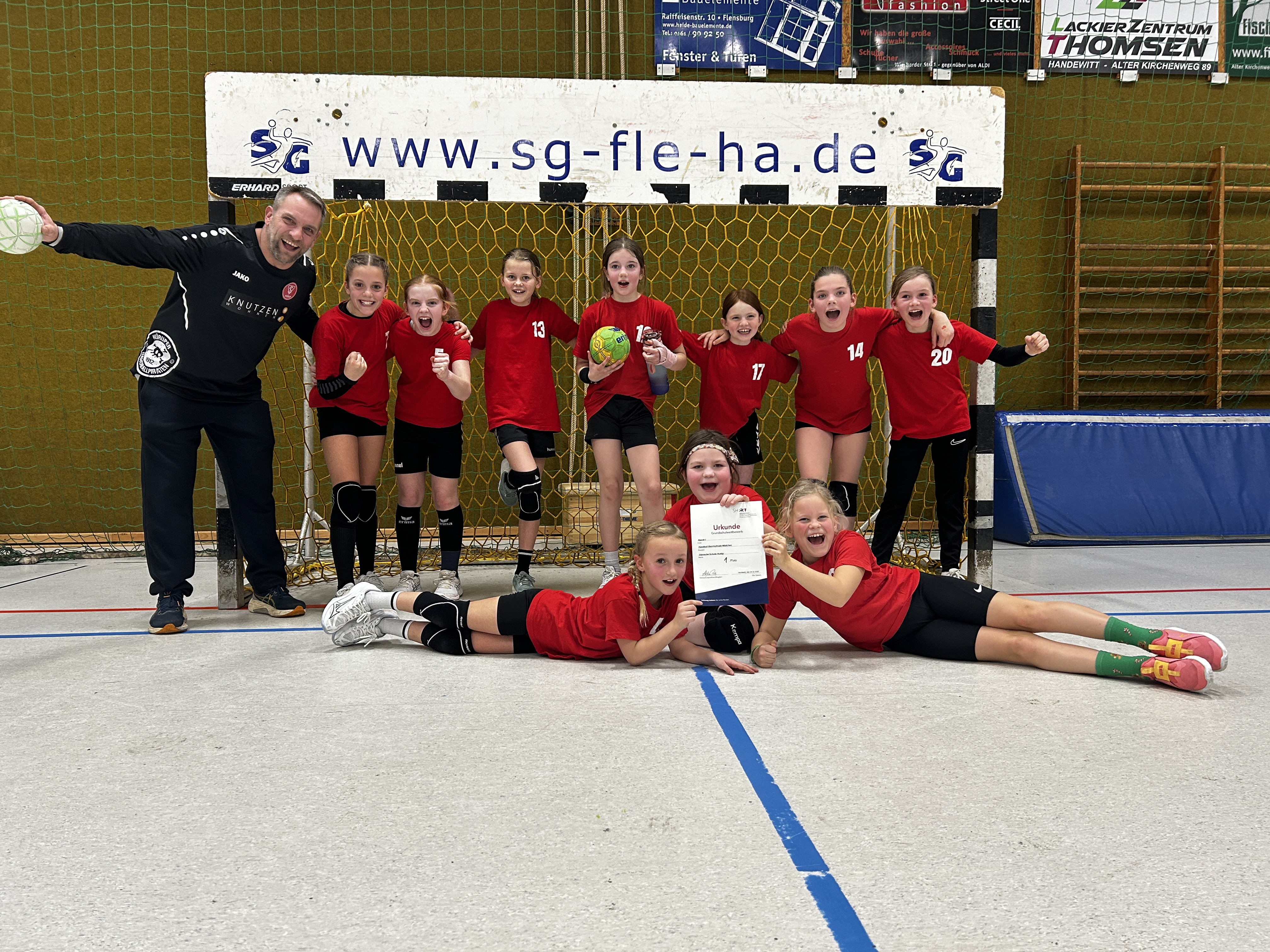 Husby-piger på vej til titelforsvar