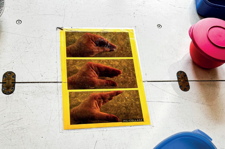 Børnene fik hjælp af fluen på væggen